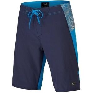 Oakley Men's Landing 21" Boardshorts in Pacific Blue